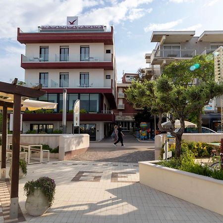 Hotel Admiral Беллария-Иджеа-Марина Экстерьер фото